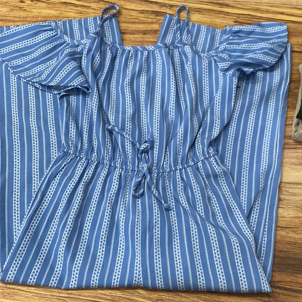 Jenna and Jessie blue girl romper in amazing condition